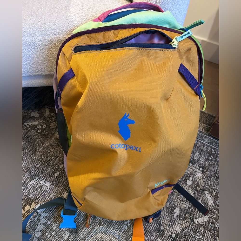 Cotopaxi Allpa 28L Multicolor Travel Backpack